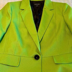 Evan-Picone black label blazer in sizzling lime green. Size 18.